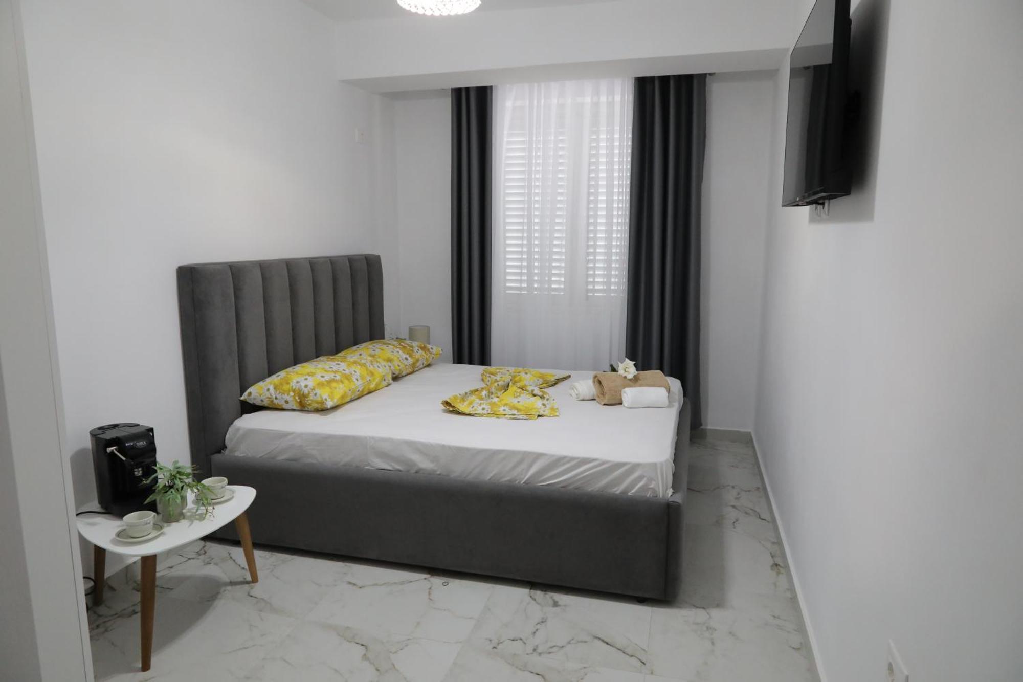 Rozafa Guest Room Center Shkoder Exterior photo